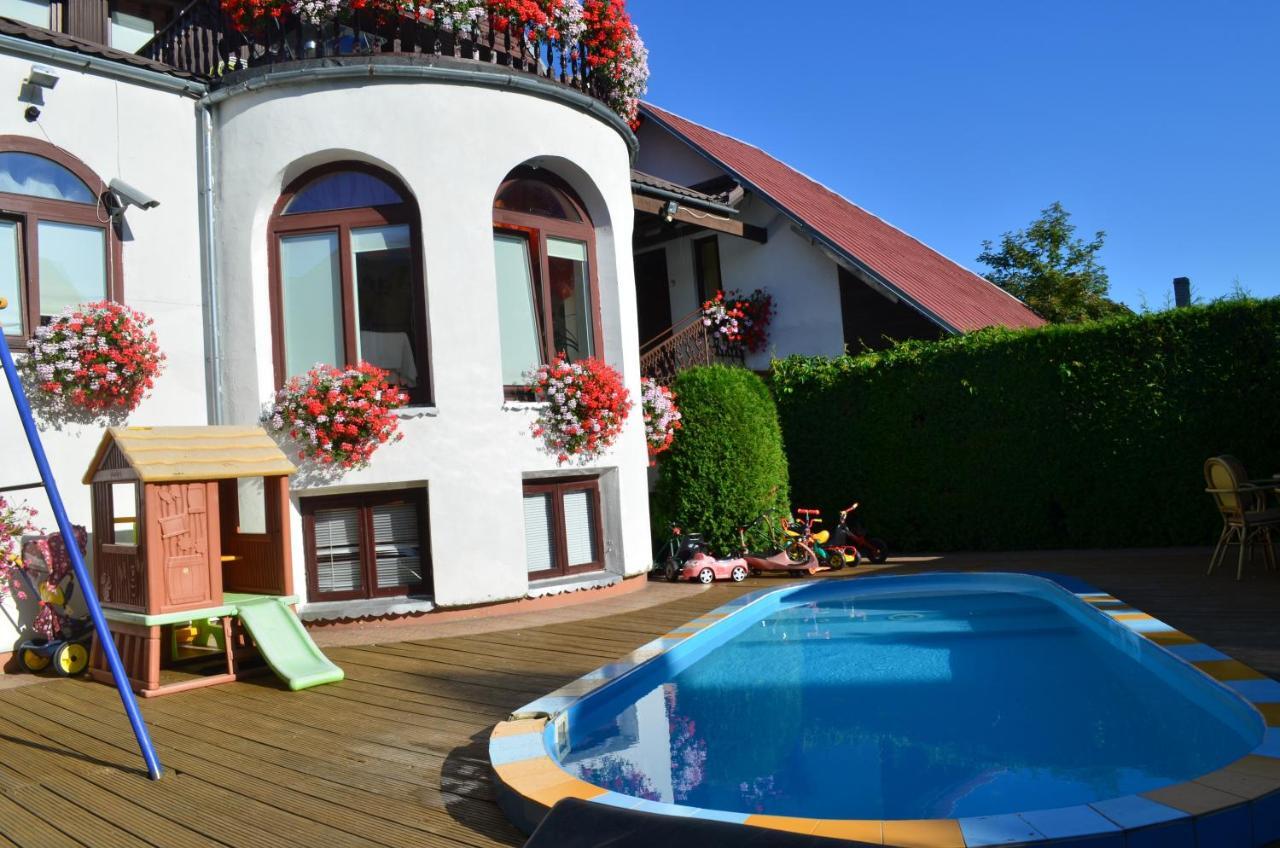 Po Kastonu & Spa Palanga Buitenkant foto